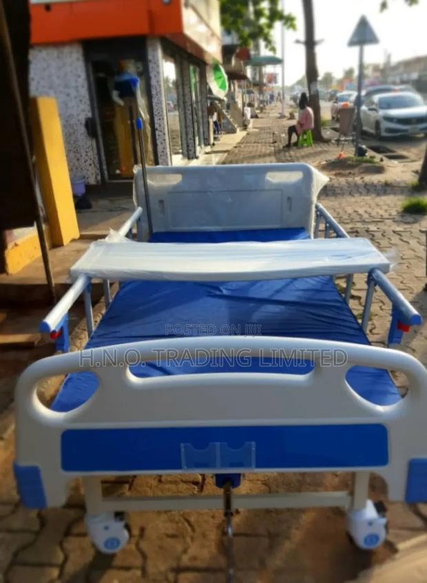 Hospital Bed 1crank · Photo 1