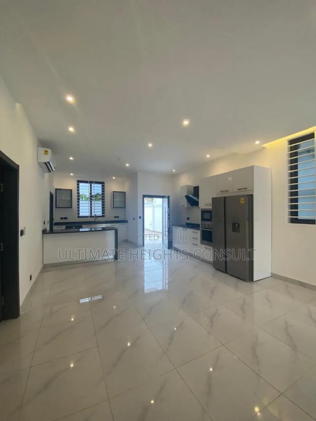4bdrm House in Lakeside Estates for sale · Photo 6