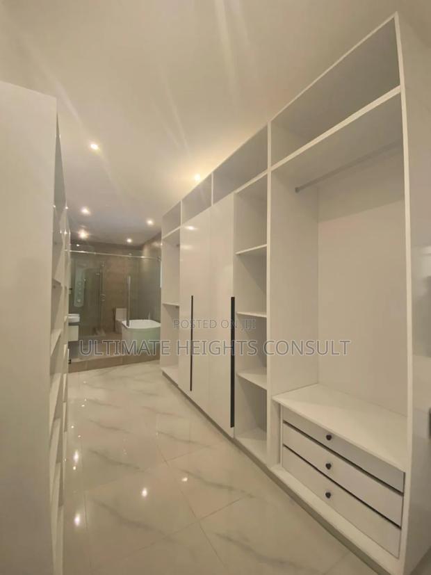 4bdrm House in Lakeside Estates for sale · Photo 8