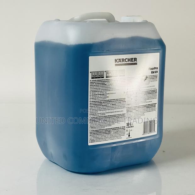 Industrial Cleaner · Photo 2