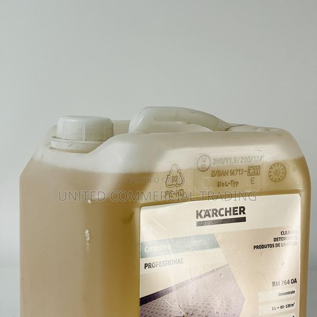 Carpet Cleaner · Photo 3