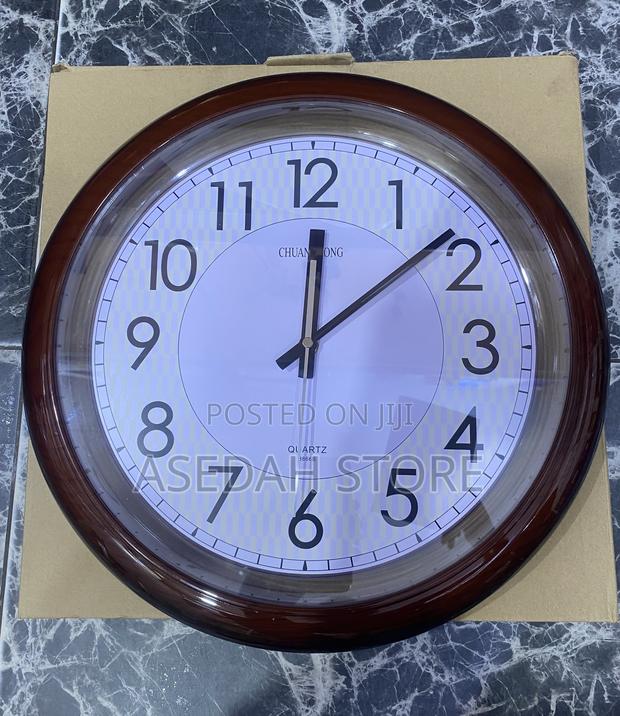 Wall Clock · Photo 4