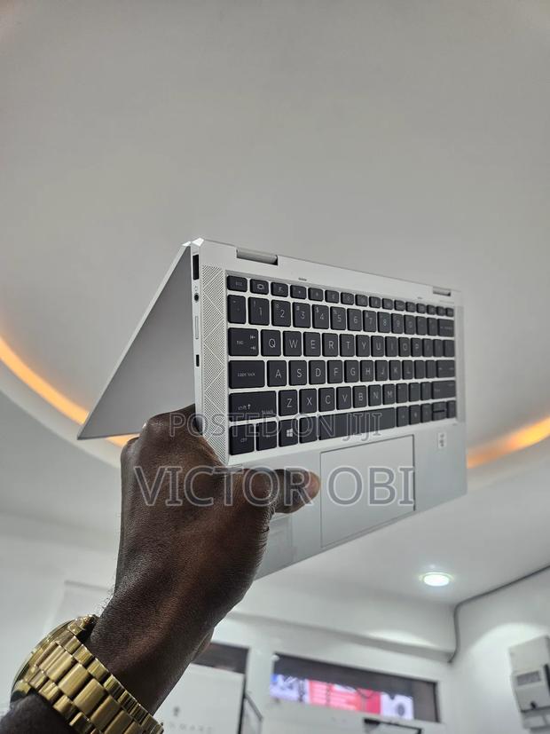Laptop HP EliteBook x360 1030 G7 32GB Intel Core i7 SSD 512GB · Photo 7