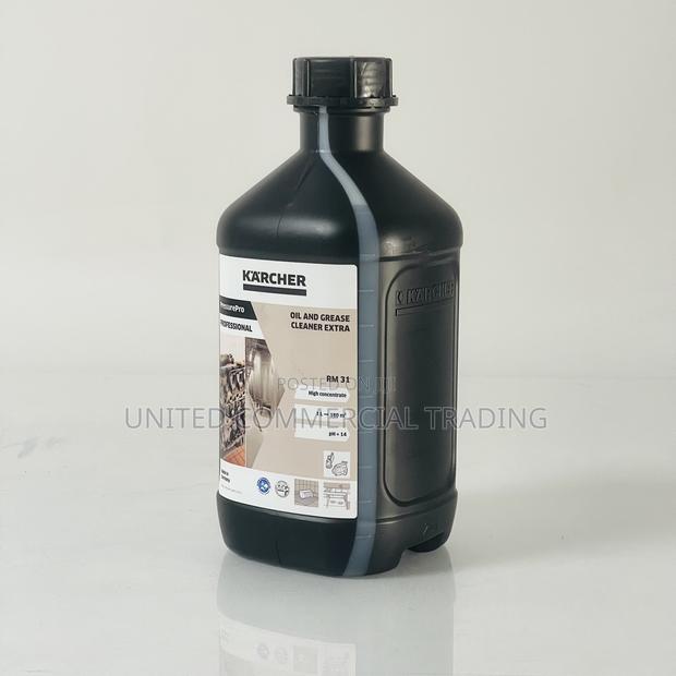 Oil-Grease Cleaner · Photo 2
