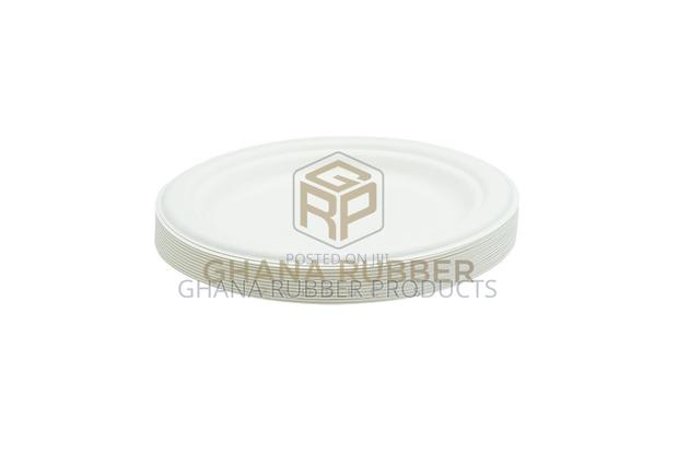Bagasse Round Plates 7-Inches (1000pcs) · Photo 1