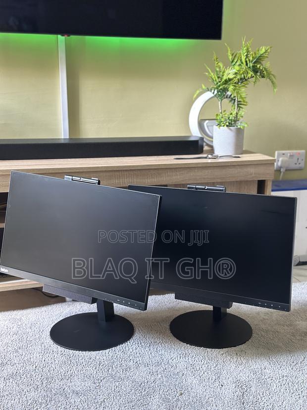Lenovo ThinkCentre M910z AIO 16GB Intel Core I5 HDD+SSD 750GB · Photo 1