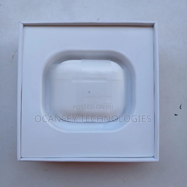 Original Apple Airpods 3rd Generation · Photo 5
