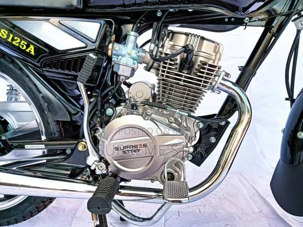 New Royal Motorcycle 2024 Black · Photo 4