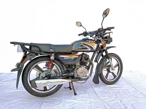 New Royal Motorcycle 2024 Black · Photo 2