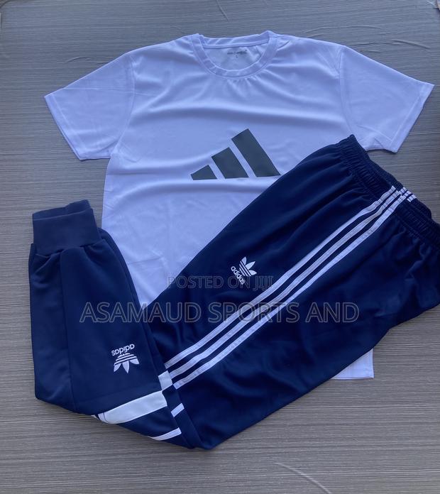 Original Trainers Available at Cool Price · Photo 2