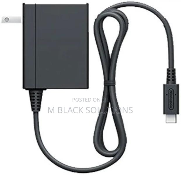 Nintendo Switch Ac Charger · Photo 2