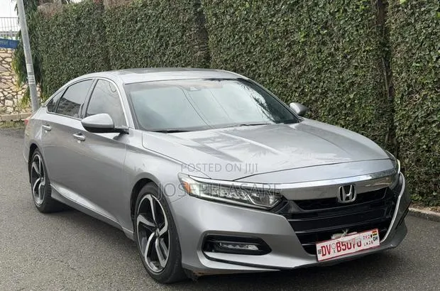 Honda Accord Sport 2.0T 2020 · Photo 1
