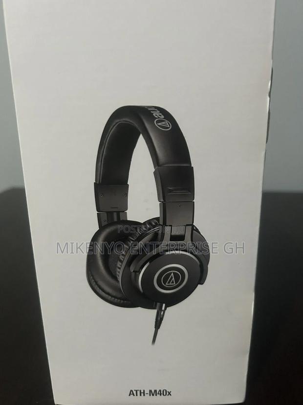 Audio-Technica Ath-M40x Professional Headphones · Photo 3