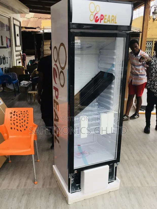 Grab Adjustable PVC-424 Singledoor Display Fridge Pearl · Photo 1