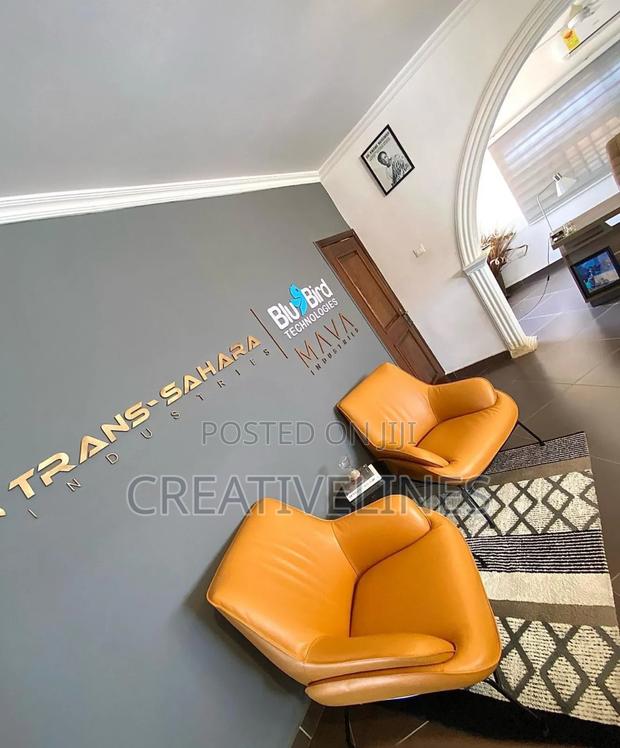 Indoor Wall Signage · Photo 1