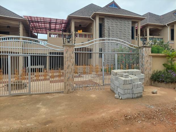 6bdrm House in Sam Properties, Bortiano for rent · Photo 1