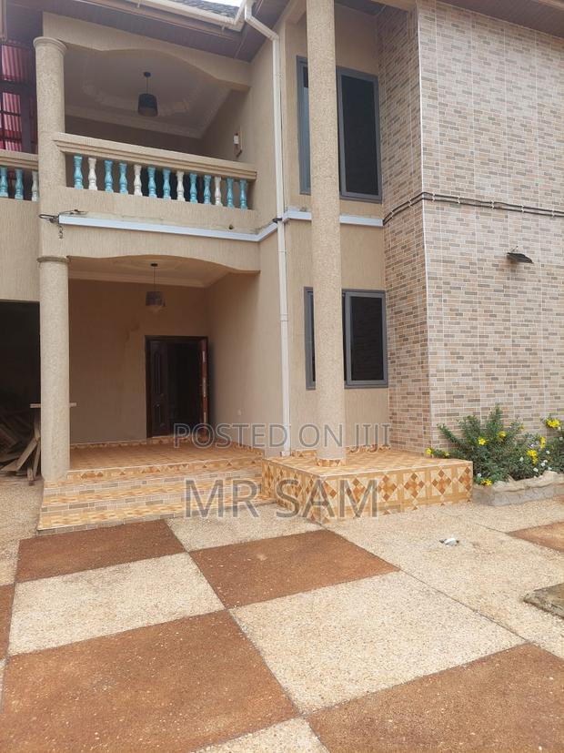 6bdrm House in Sam Properties, Bortiano for rent · Photo 8