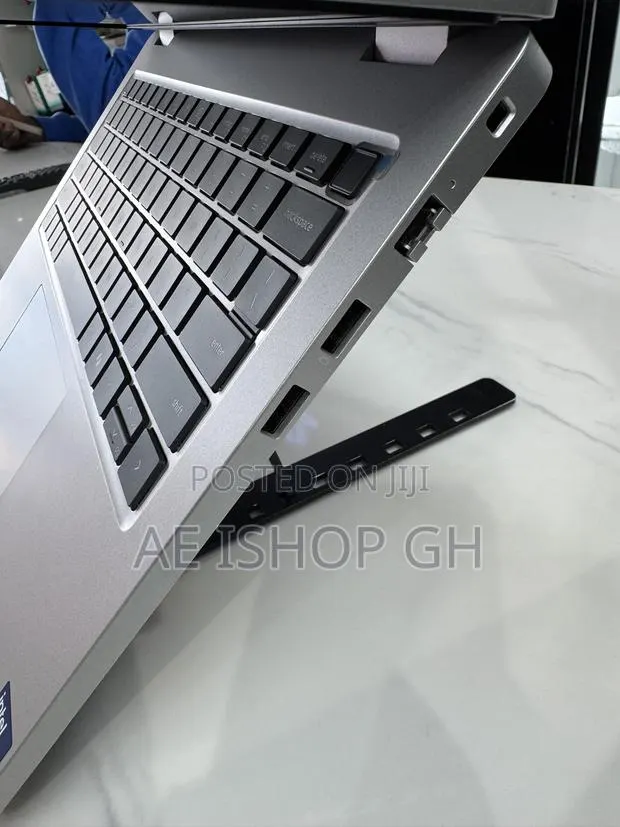 New Laptop Dell Pro 14 Premium 16GB Intel Core Ultra 5 SSD 256GB · Photo 6