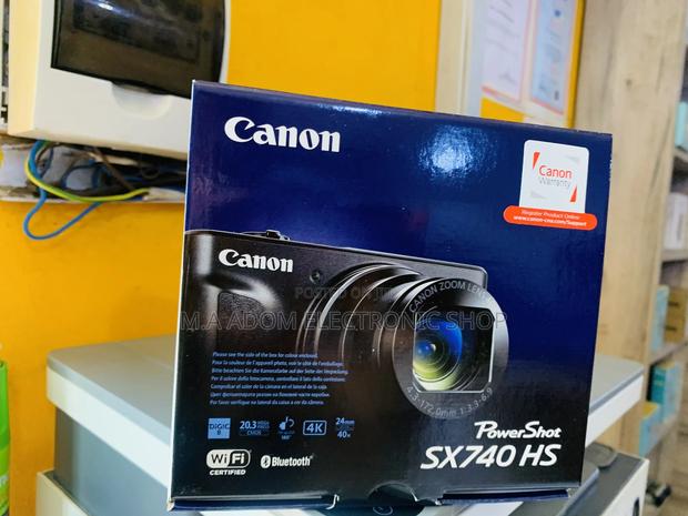 Canon Powershot SX740 HS Camera With 40x Optical Zoom · Photo 1