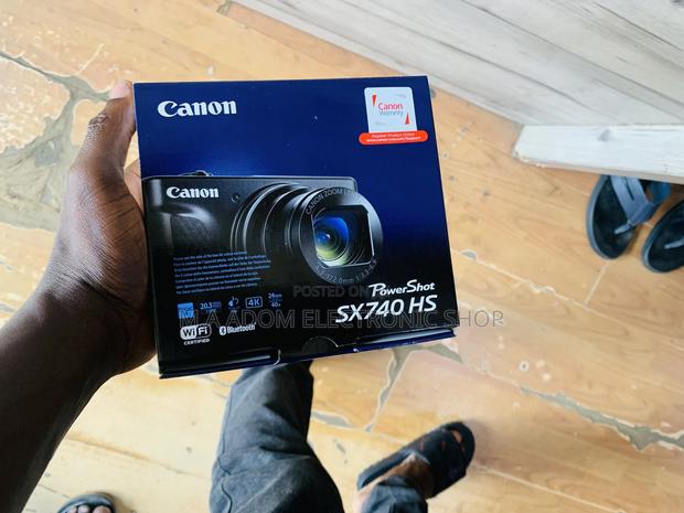Take All Your 4 Videos With This Powershots Camera · Photo 2