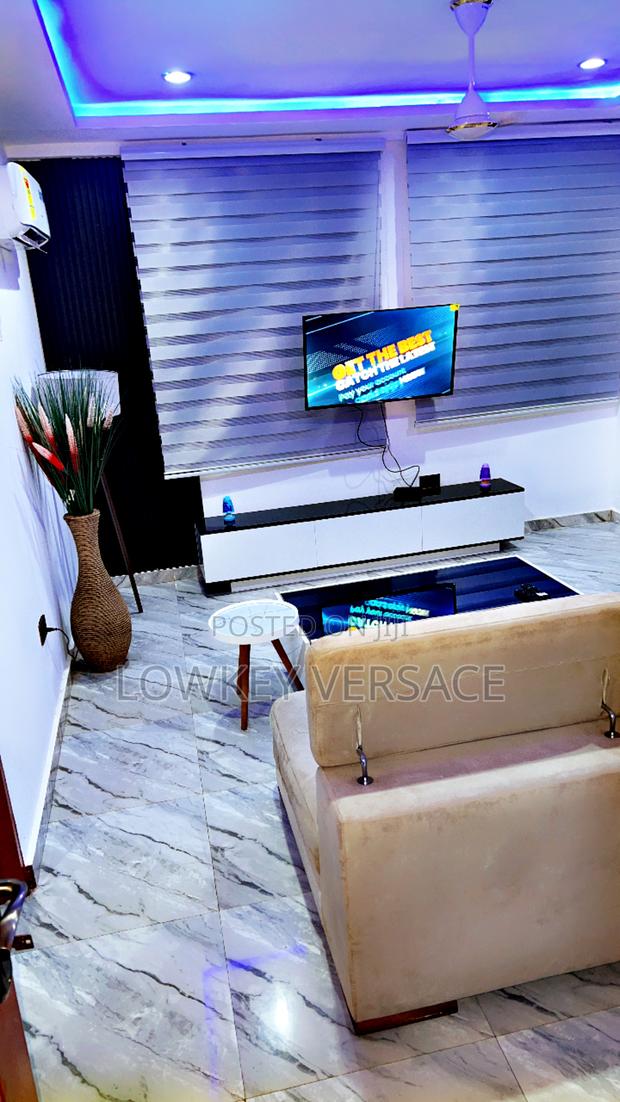 One Bed Furnished+ DSTV + Internet Star-Link · Photo 2