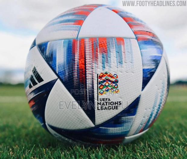 Adidas Football · Photo 1