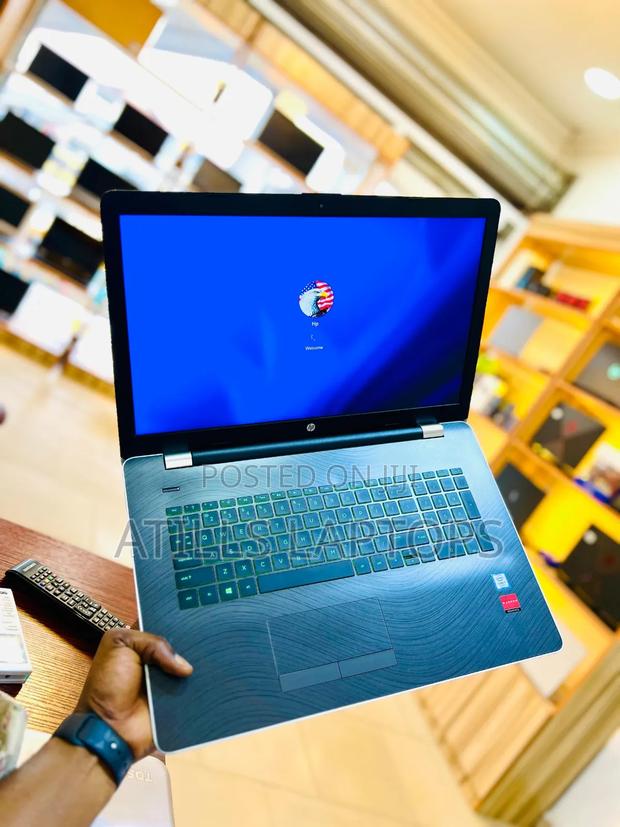 Laptop HP Pavilion 17 16GB Intel Core I7 SSD 1.5T · Photo 7