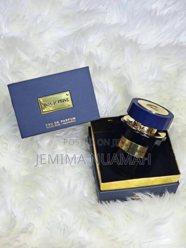 Musc d'Prive Perfume · Photo 1