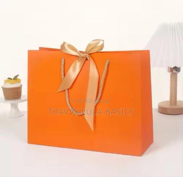 Paper Bow Gift Bag · Photo 4
