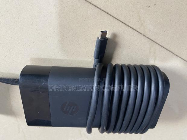 Hp Type C 5v,9v,10v,12v,25v,20v-4.5a, (90w)Uk Used · Photo 5