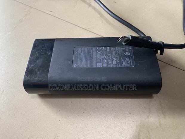 Hp Type C 5v,9v,10v,12v,25v,20v-4.5a, (90w)Uk Used · Photo 7