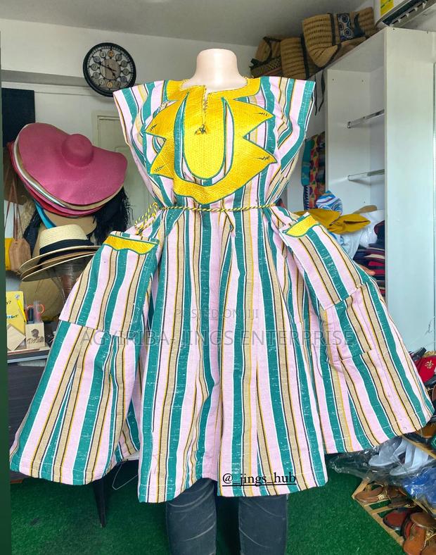 Smock Dress · Photo 1