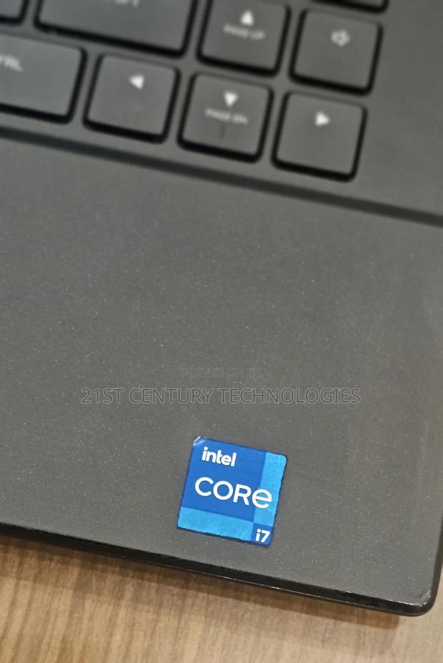 Laptop Dell Alienware M16 R1 16GB Intel Core i7 SSD 1T · Photo 2