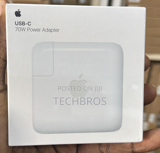 Original Apple Macbook M3/M4 Pro 70w Charger- Adapter · Photo 1