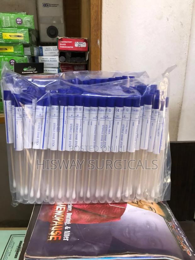 Sterile Swab Stick · Photo 1