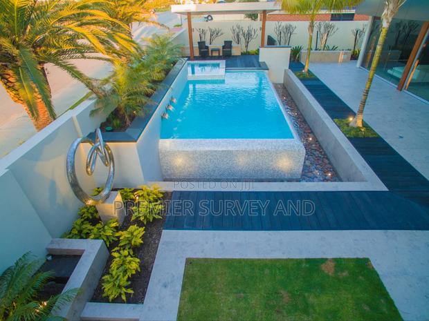 Quality Pool Design · Photo 1