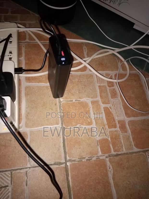 30,000mah Led Display Smart Power Bank · Photo 4