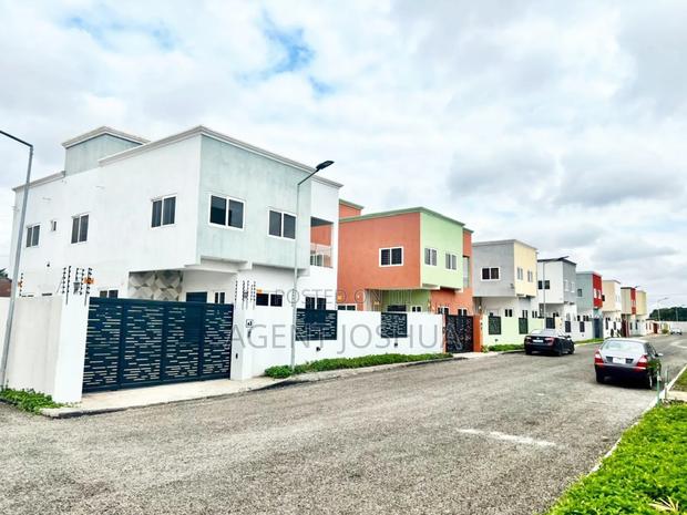 4bdrm House in Manet Court Estate, Airport Residential Area for rent · Photo 4