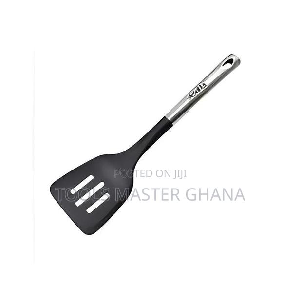 Slotted Turner - Kmtt042b · Photo 1