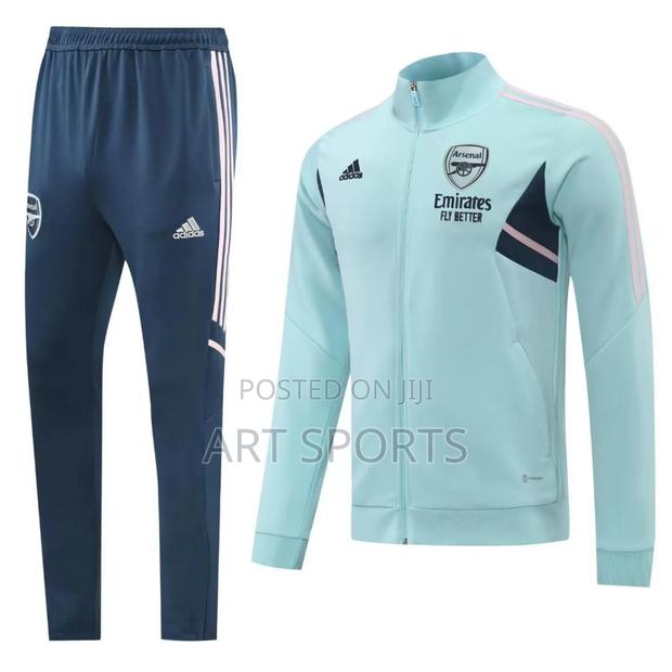 Arsenal Tracksuits · Photo 1