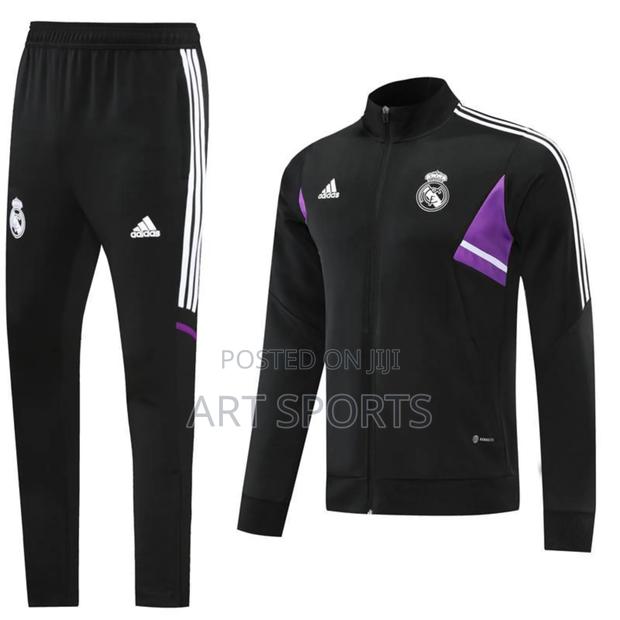 Real Madrid Cardigan · Photo 2