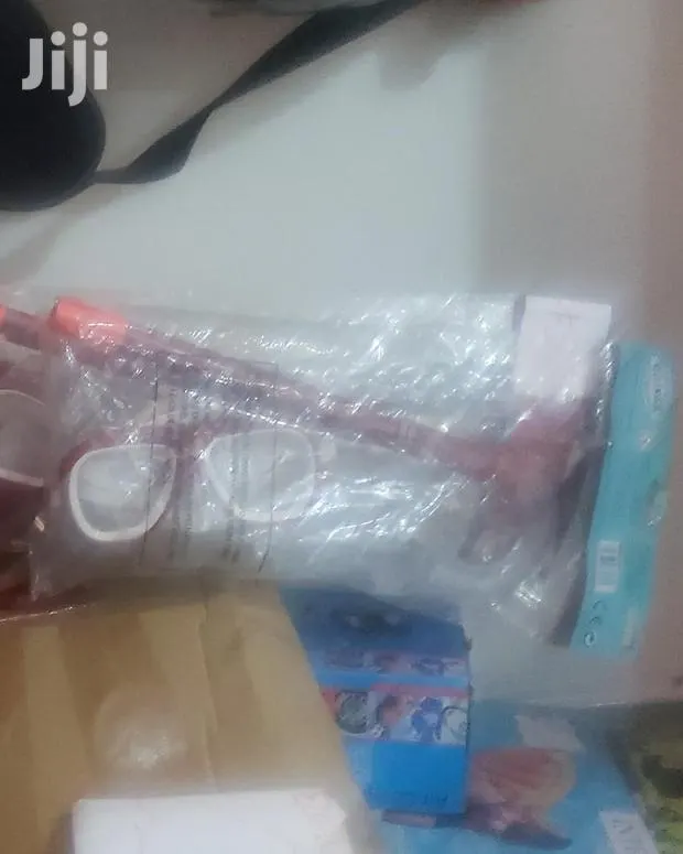 Snorkel Swimming Goggles · Photo 1