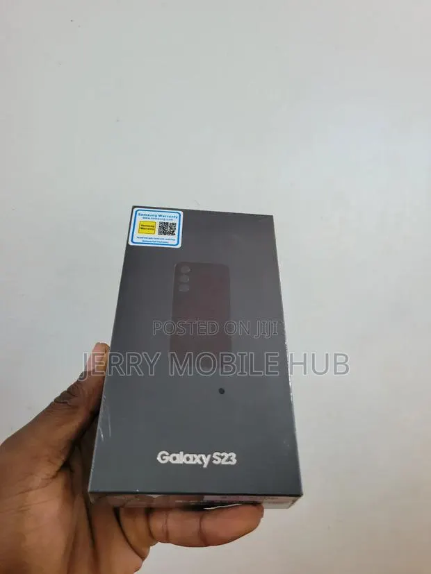New Samsung Galaxy S23 128 GB · Photo 1