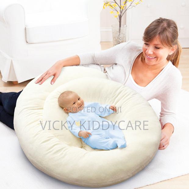 Ultimate Comfort Pregnancy /Body Pillow · Photo 2