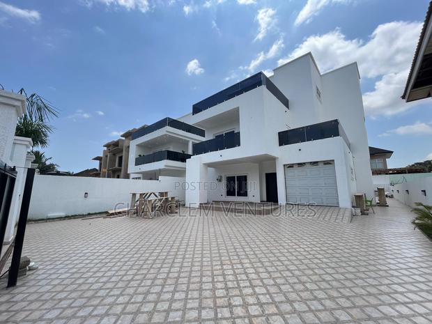 5bdrm House in Charclem Ventures, East Legon for sale · Photo 3