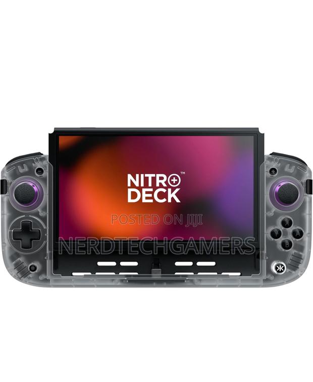 CRKD Nitro Deck+ Handheld Pro Controller for OLED Model · Photo 2