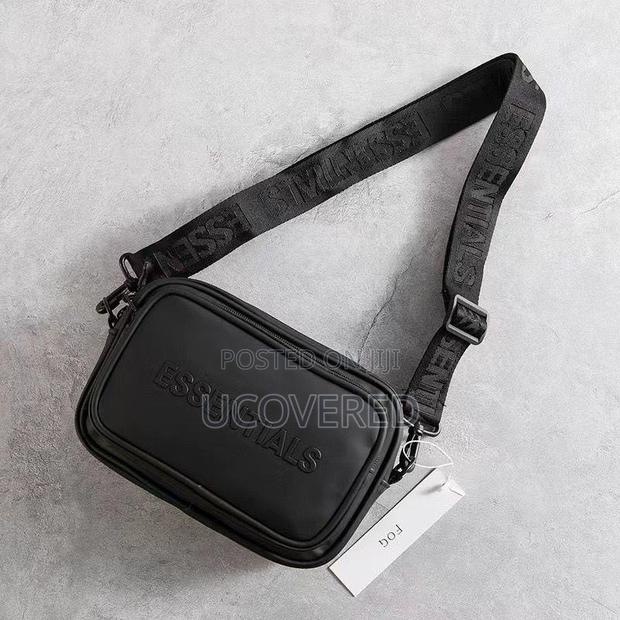 Essentials Unisex Side Bag · Photo 4