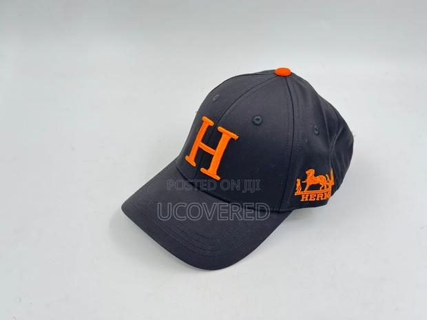High Quality Designer Caps · Photo 7