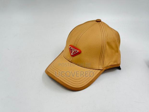 High Quality Designer Caps · Photo 4