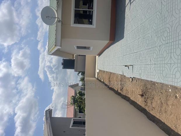 2bdrm Block of Flats in Amasaman for sale · Photo 4